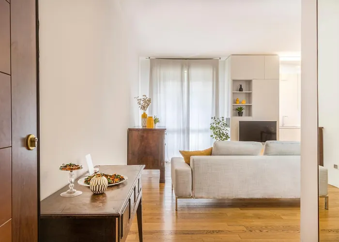 Lux Near Policlinico Apartment Modena