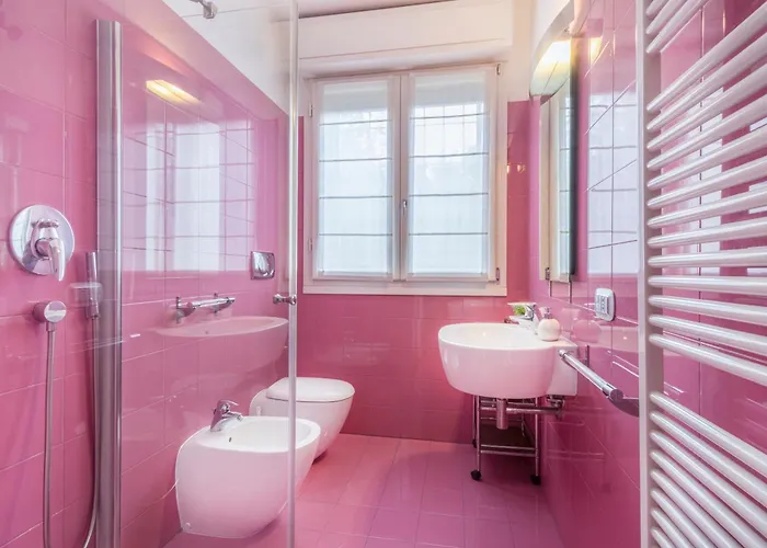 Lux Near Policlinico * Modena